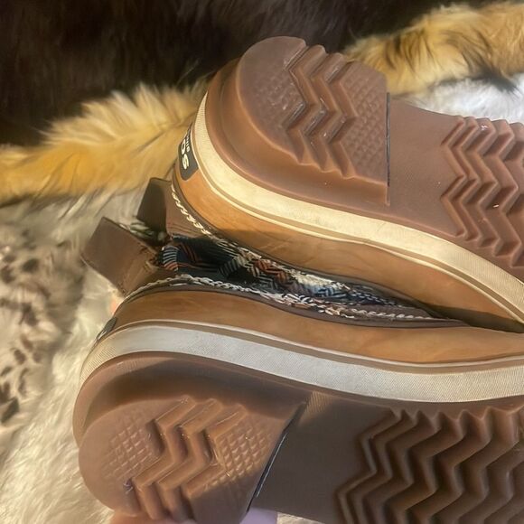 Sorel booties 6 (2175) - Picture 7 of 10